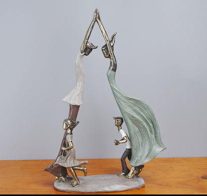Maison's White Family Cycle Figurines