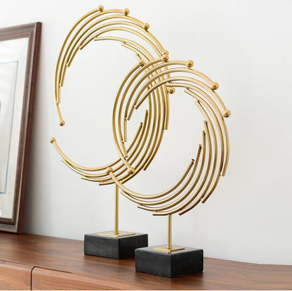 Maison's Golden Geometric Table Decor